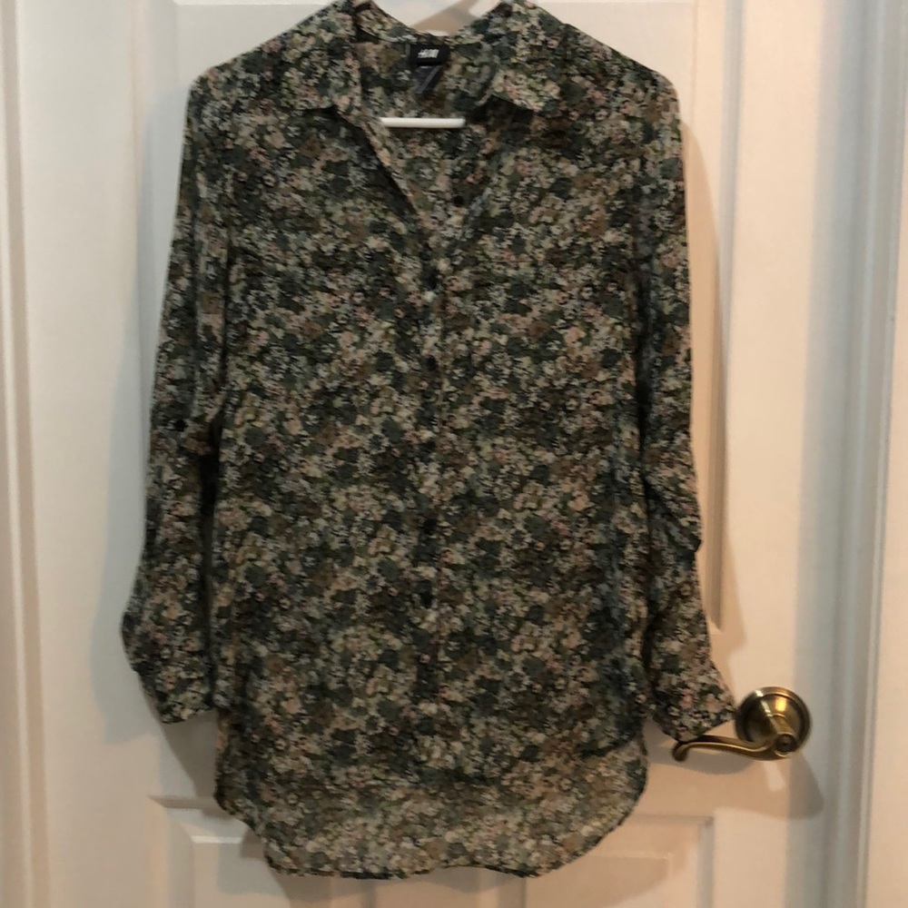 H&M dark floral long sleeve top